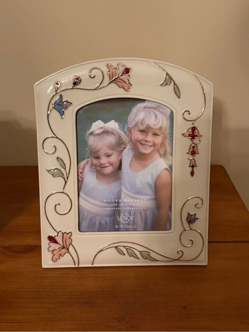 Lenox Gilded Garden Floral Picture Frame 5 x 7 / Never Used / In Original Box